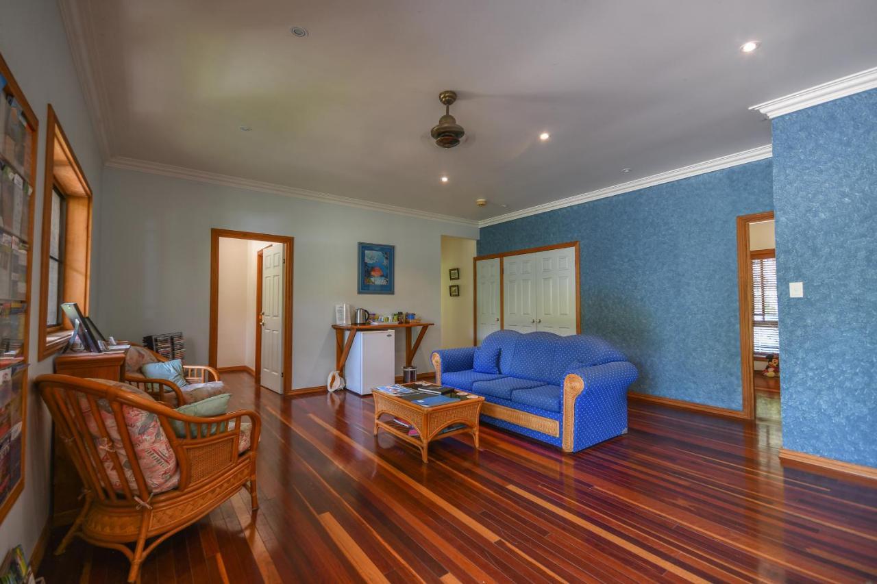 Hibiscus Lodge Bed & Breakfast Wongaling Beach Luaran gambar
